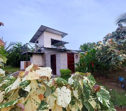 Bewak CR