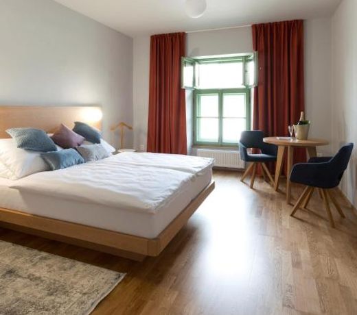 Hotel TÅi knÃ­lata