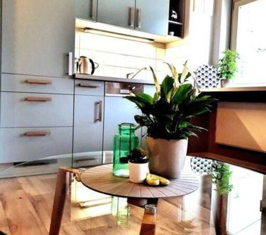 Rostock hautnah erleben - schÃ¶ne Maisonette 2OG
