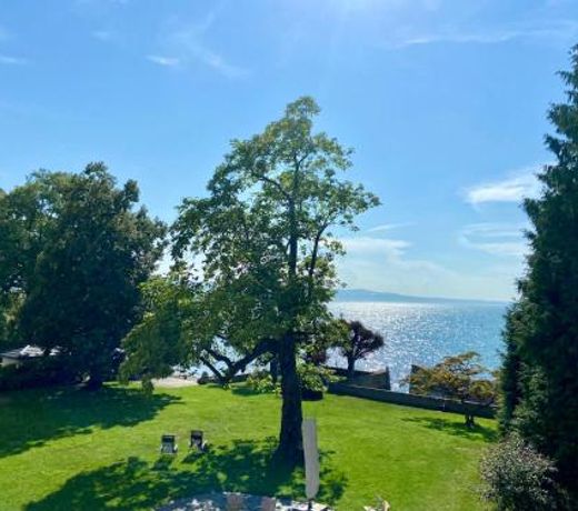 Villa Schwanenblick - eine besonderes Feriendomizil mit direktem Seezugang und Slipanlage