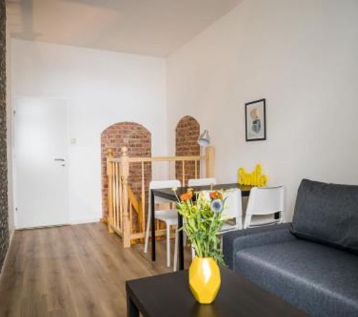 Spacious Apartment in Berlin Mitte for 6