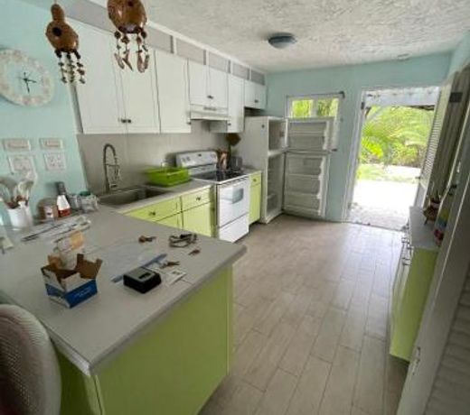 Sunny Villa in the Marina - Excellent Water Views