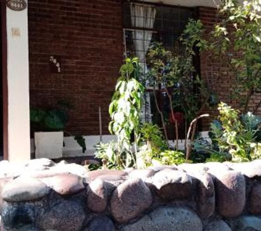 Acogedora HabitaciÃ³n individual, privada y luminosa en Mendoza