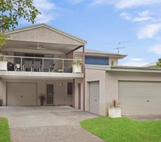 33 Tuloa Avenue Hawks Nest