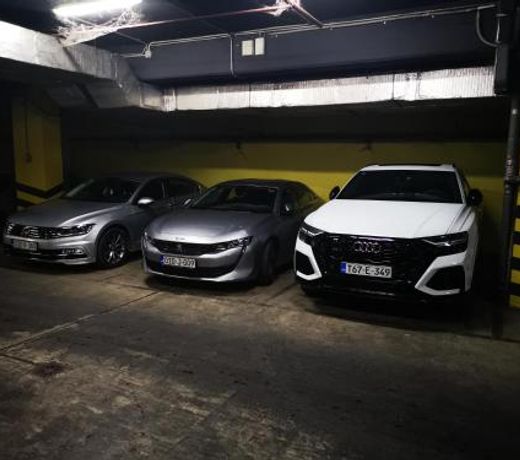 Apartments Artee Free Garage Parking