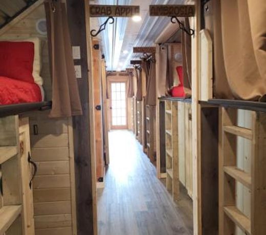 THE ORCHARD (HOSTEL WITH PRIVATE BUNKS)
