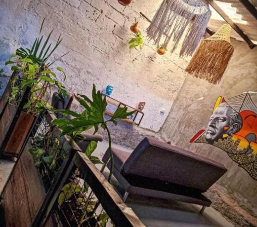 Urban Hostal Bar