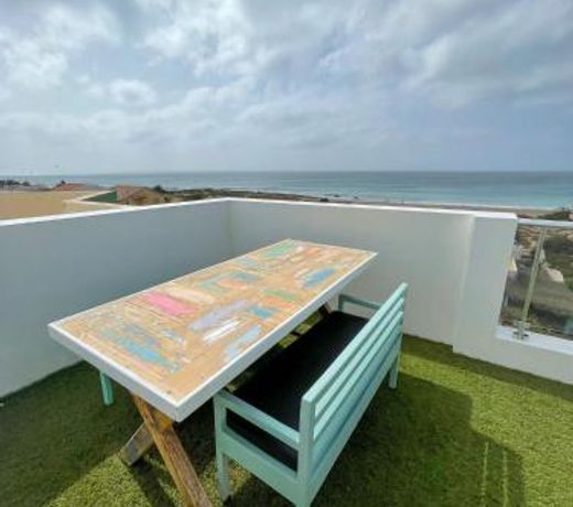 New Rooftop Penthouse with Oceanview