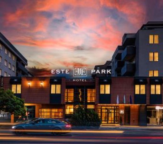 -- ESTE PARK HOTEL -- part of Urban Chic Luxury Design Hotels - Parking & Compliments - next to Shopping & Dining Mall Plovdiv