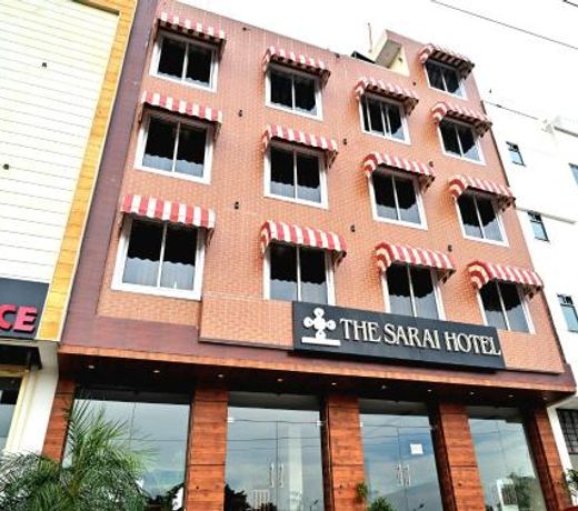The Sarai, Hotel