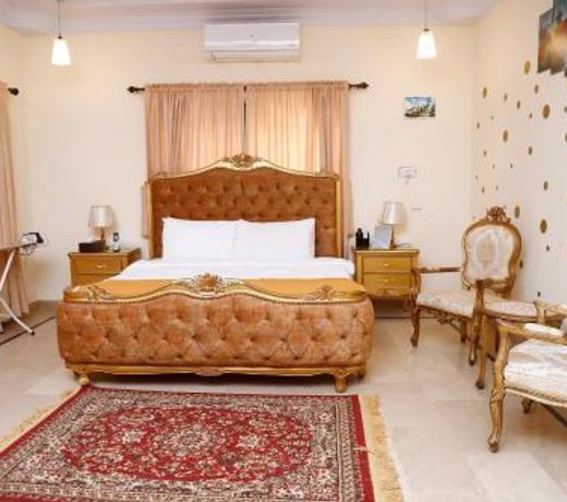 Waypoint Hotel