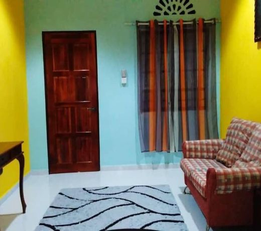 OYO Homes 90590 Mazhomestay