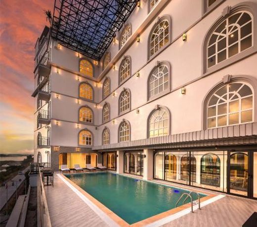 Eastin Hotel Vientiane
