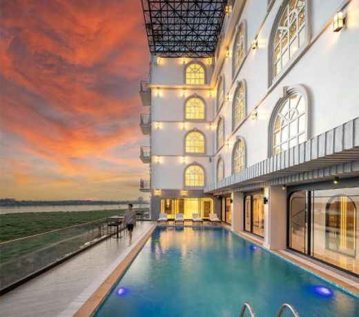 Eastin Hotel Vientiane