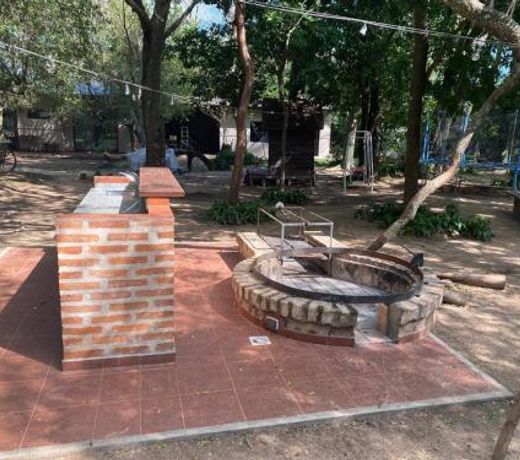 casa-quinta cerca de corrientes y santa ana