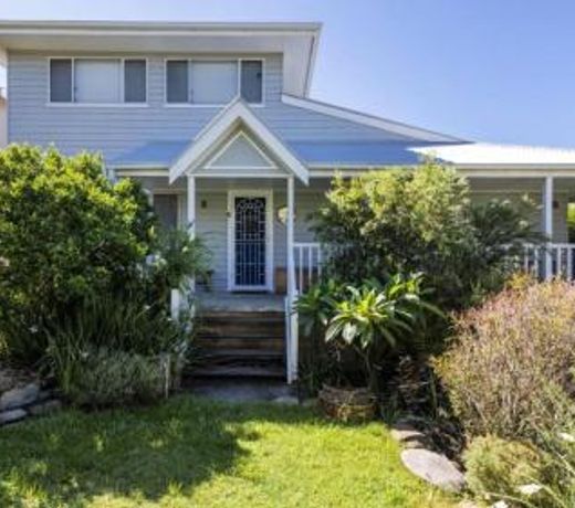 Tawny Roost, 10 Church St Yamba