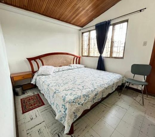 CASA FAMILIAR CENTRICA