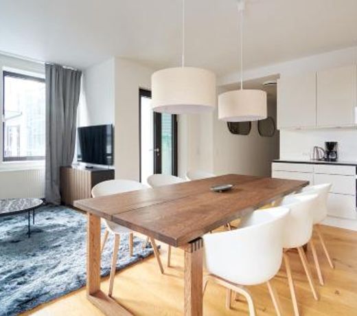 Stylish 2BR w Private Balcony in CPH City Centre