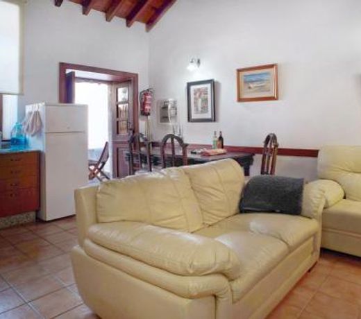 Casa De La Eterna Primavera