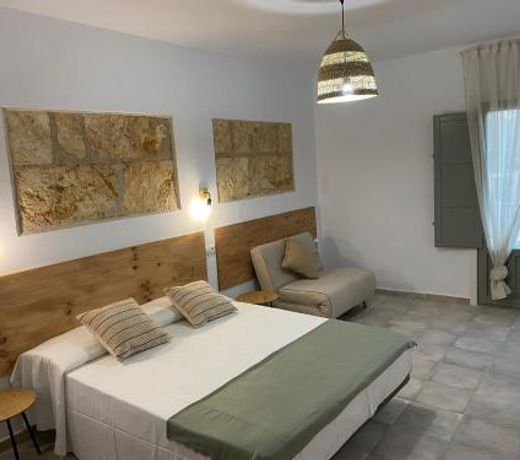 Hostal Residencia Alma