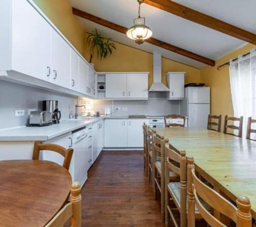 Maison de 7 chambres avec jardin clos a Ferrieres les Verreries