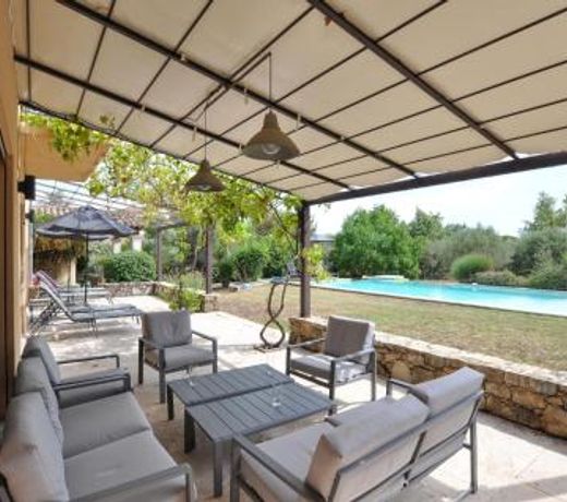 Nice home in Fayence with Outdoor swimming pool, WiFi and Sauna