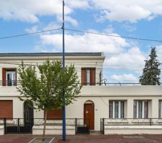 LEON GAMBETTA F2 TERRASSE JARDIN