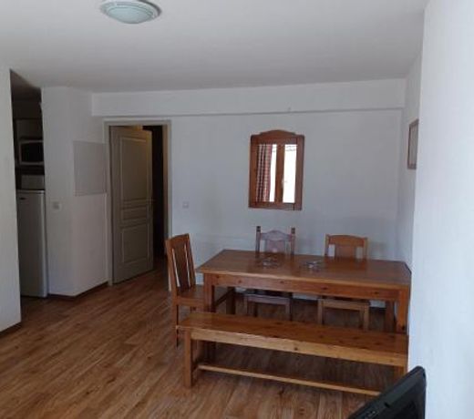 Appartement Albiez-Montrond, 2 piÃ¨ces, 4 personnes - FR-1-618-21