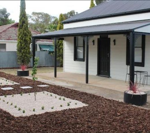 The Renmarkable Cottage