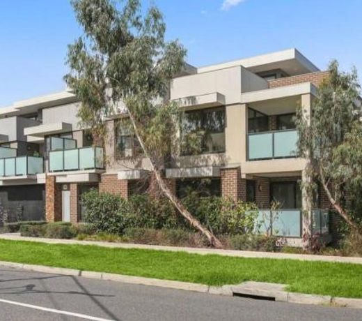 Boutique Heidelberg Heights 2BR Apartment 105