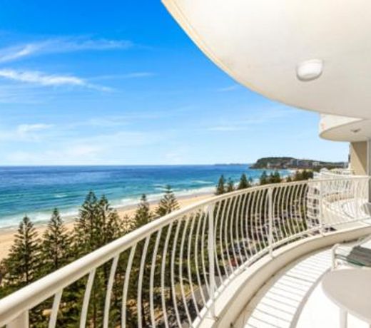 Burleigh Surf - Hosted by Burleigh Letting