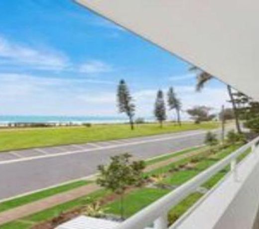 Nalu - Hosted by Burleigh Letting