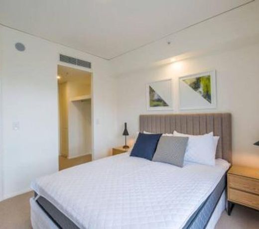 Executive Apartment with Pool & Gym