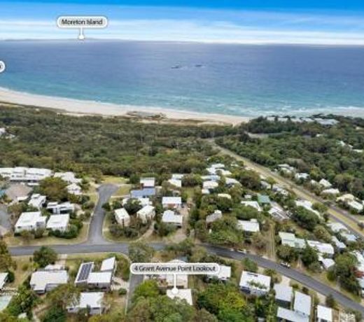 Glenbary - Straddie House + Sleeps 9 + Dual Living