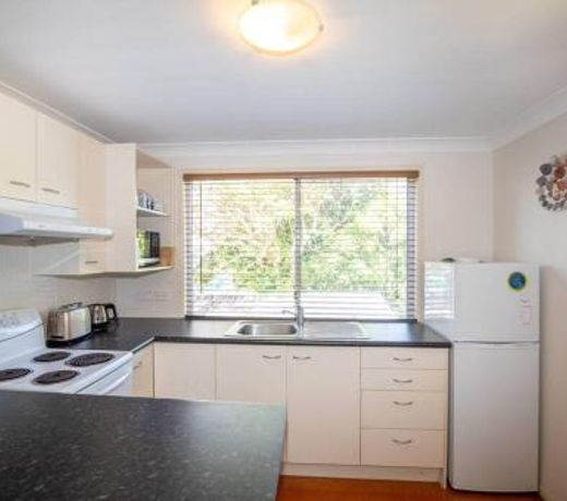 Glenbary - Straddie House + Sleeps 9 + Dual Living