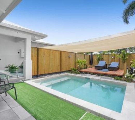 Belle Escapes 120 meters to Beach Luxury Home 7A St Crispin