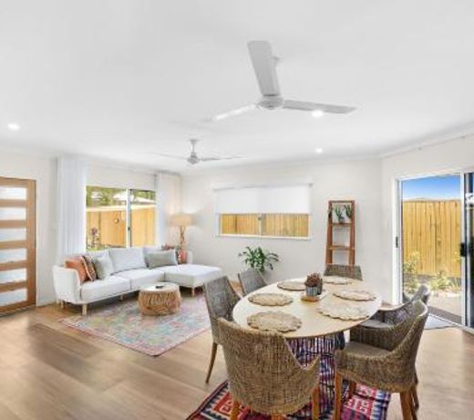 Belle Escapes 120 meters to Beach Luxury Home 7A St Crispin