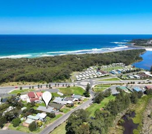 The Beachhouse at Burrill