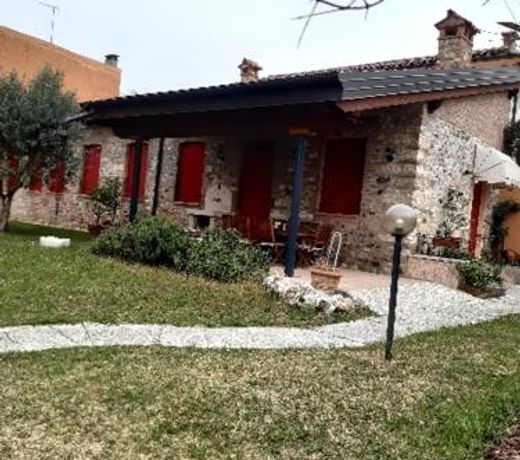 le scuderie di s.Bakhita