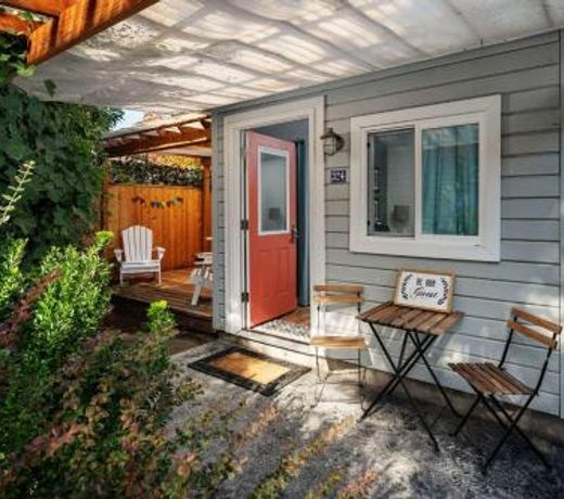 Watson Avenue Tiny House