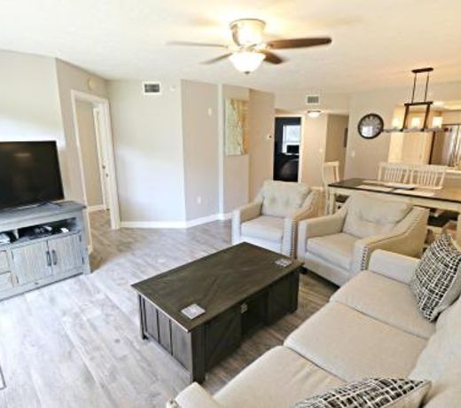 Ocean Village Club R15