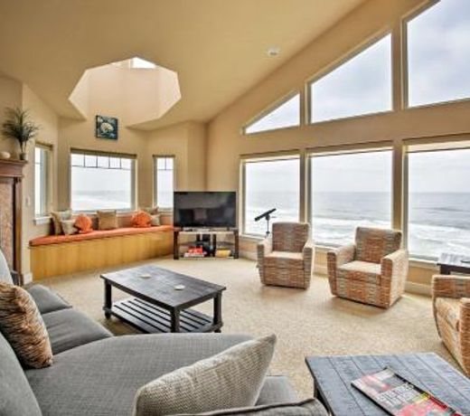 Oceanfront South Beach Home with Hot Tub and Sauna