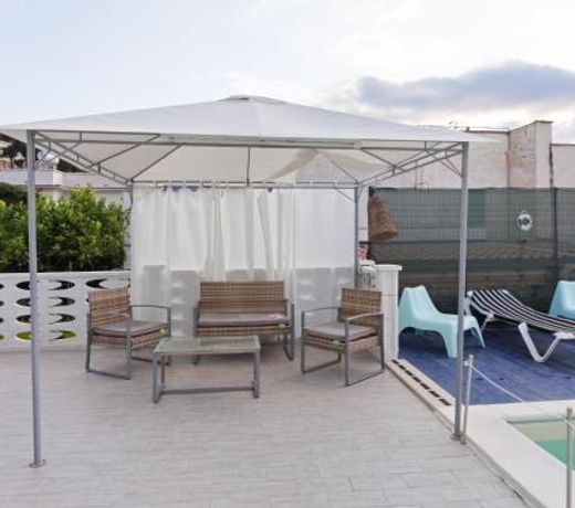Apartment in Villa in Alcamo Marina with Swimming Pool