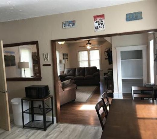 Dog Friendly Blue House by AAA Red Lodge Rentals