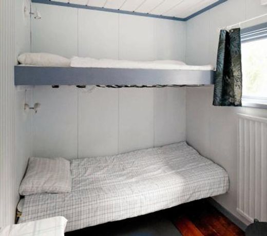 8 person holiday home in S LEN