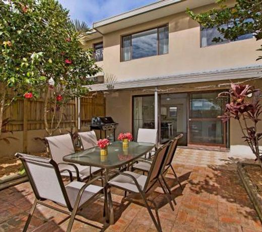 Family Beachside Getaway with BBQ and Patio