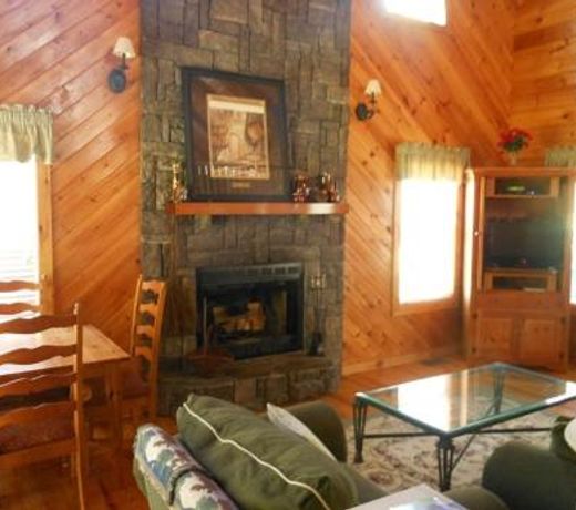Honeysuckle Cabin 39