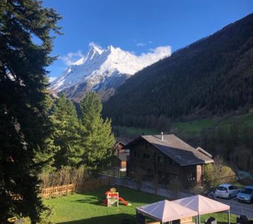 Au village d'Evolene, bel appartement avec terrasse
