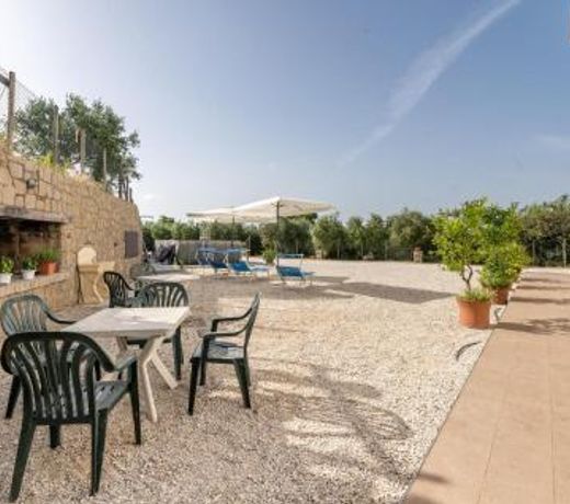 Amazing apartment in Valnogaredo PD with 3 Bedrooms, WiFi and Outdoor swimming pool