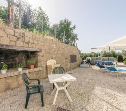 Amazing apartment in Valnogaredo PD with 3 Bedrooms, WiFi and Outdoor swimming pool